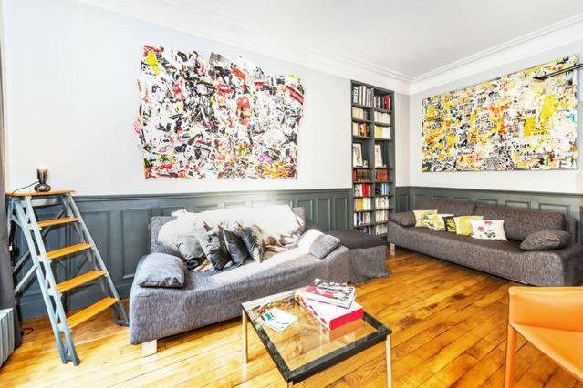 Large & Bright Apartment, Paris, Montmartre-opera, Picturesque Rue Des Martyrs Appartement